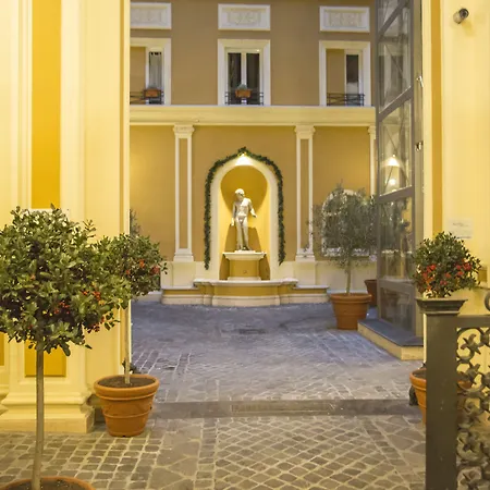Inn Rome Rooms & Suites-2