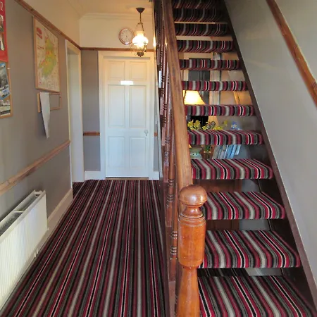 Rathmore House Bed & Breakfast-3