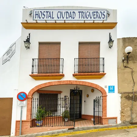 Hostal Ciudad Trigueros-2