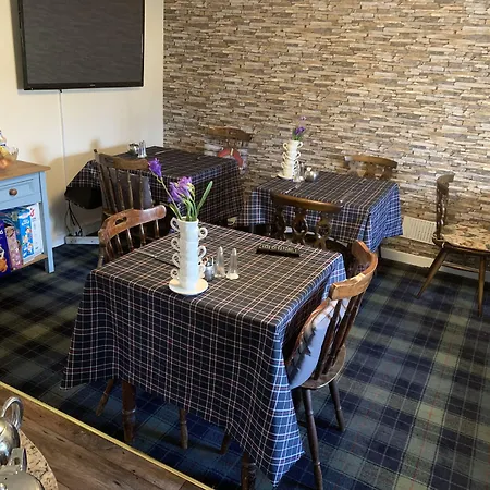 Hal O' The Wynd Guest House-3