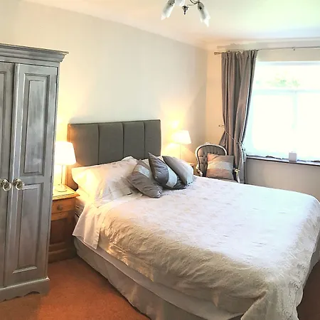 The Firs Guesthouse-2