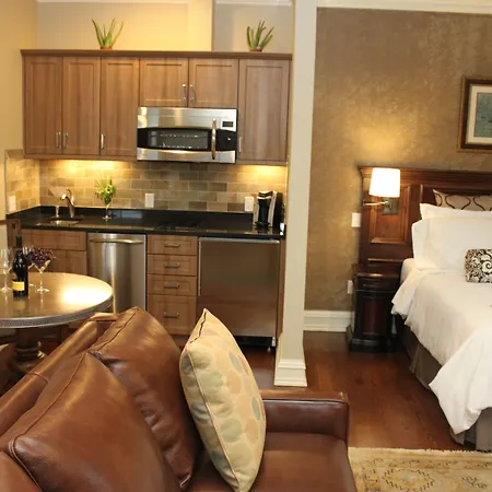 Guest House At Norwalk Inn-3