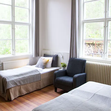 Guesthouse Eleven Hotel-2