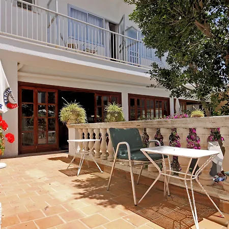 Hostal Cas Bombu-2