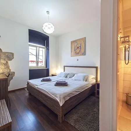 Marmontova Luxury Rooms-3