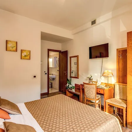 Trastevere Rooms-3