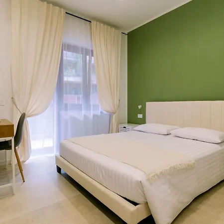 4 Seasons Roma Trastevere Guest House-2