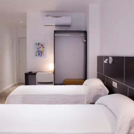 Hostal Nova Barcelona-3