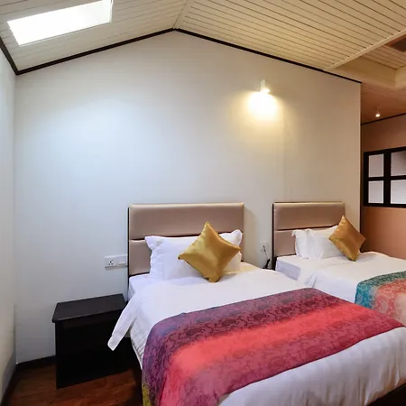Sarang Paloh Heritage Stay-2