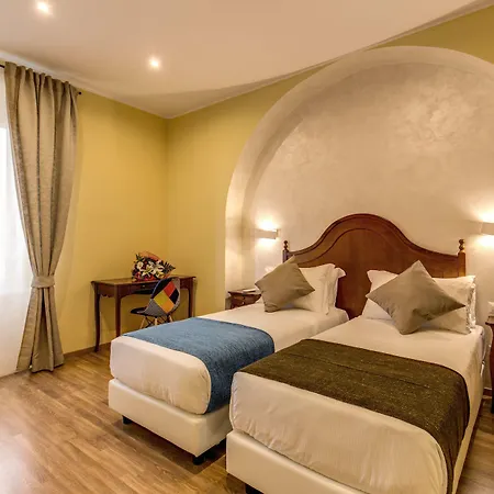 Top Floor Colosseo Guesthouse-3