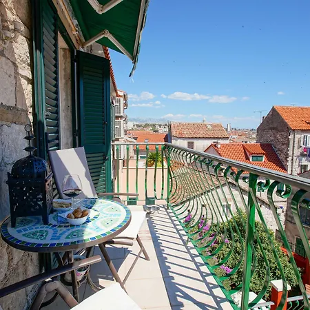 Boutique Guest Accommodation Zephyrus-2