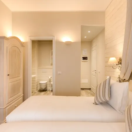 Casa Tua Vaticano Guest House-2