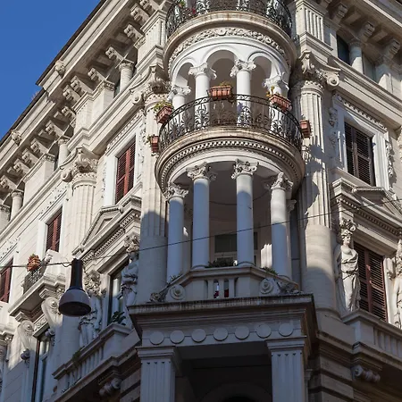 Donna Margherita Rome Suite & Rooms-2