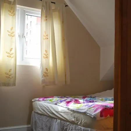 Clift Guest House-3