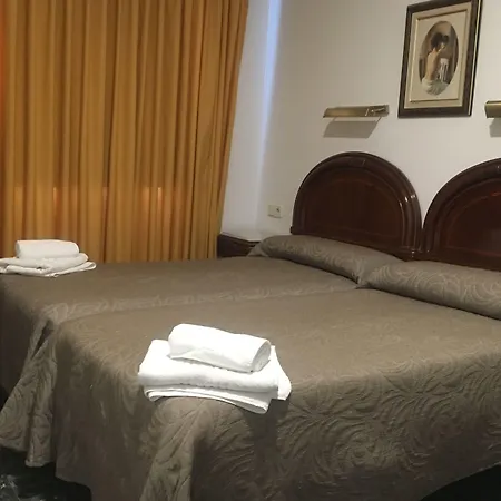 Hostal Conchita Legazpi-2