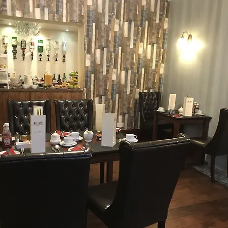 Clifton Villa Guest House-2