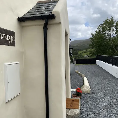 Millers Close Holiday Accommodation-2