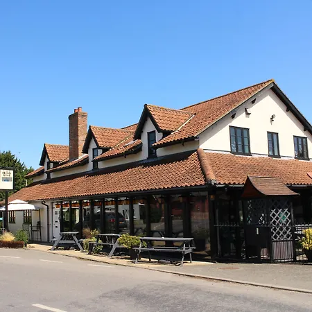 The Crown Lodge Bar Bed & Breakfast-2