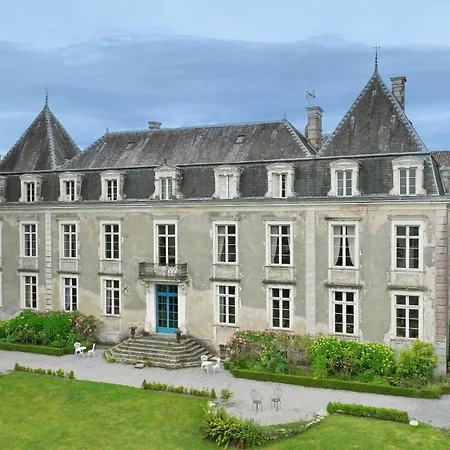 Chateau d'Estrac-3