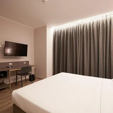 Ca' San Cristoforo Apartments & Suites-3