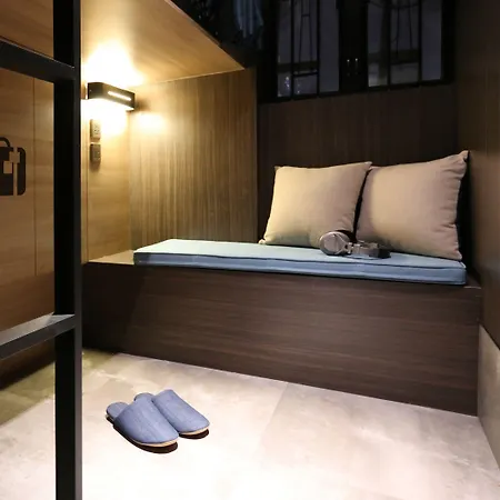 Just Hotel-3