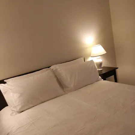 Marpole Guest House-3