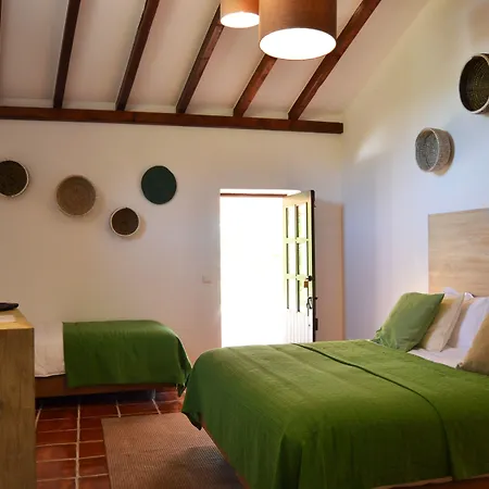Vale Fuzeiros Nature Guest House-3