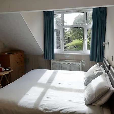 Abinger Guest House-2