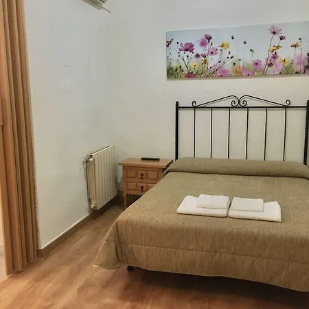 Hostal Santa Barbara-3