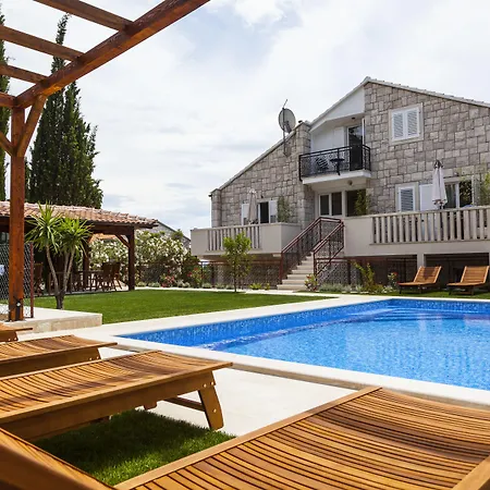 Villa Mediterranea-2