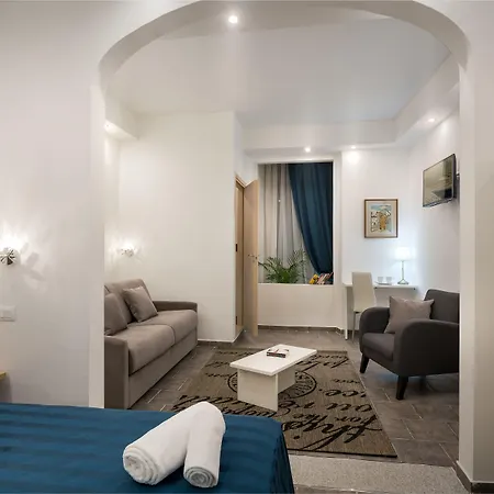 Stella Della Casa-2