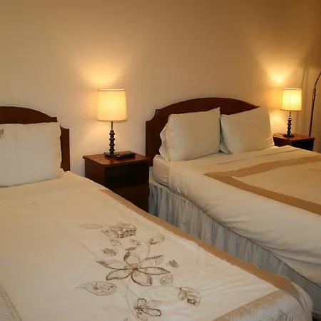 Valley Lodge Room Only Guest House-2