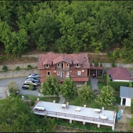 Bujtina Dini-2