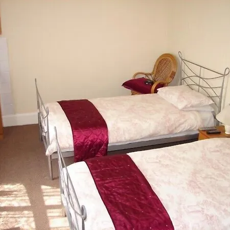 Fourways Guest House-3