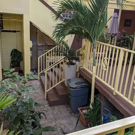 Midtown Guest House-2