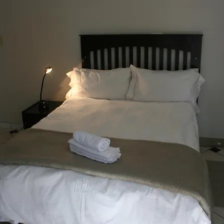 De Vagebond Hotel-Pension-3