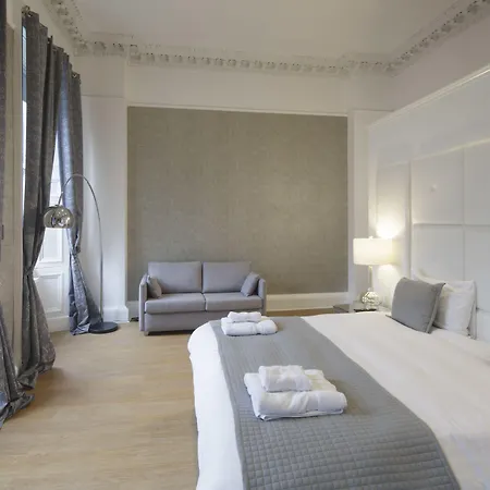 Hanover 71 Suites-3