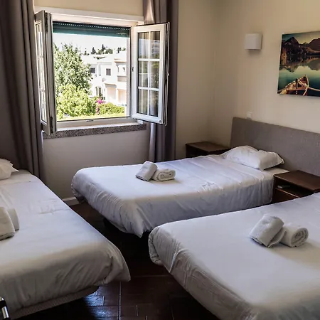 Albufeira Lounge Hostel-3
