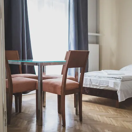 Cybulskiego Guest Rooms-2
