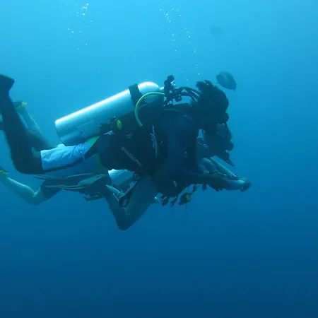 Rasdhoo Dive Lodge-2