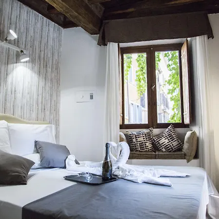 Do-Do Navona Suites-3