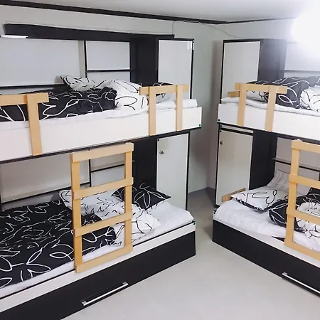 Lux Guesthouse-3