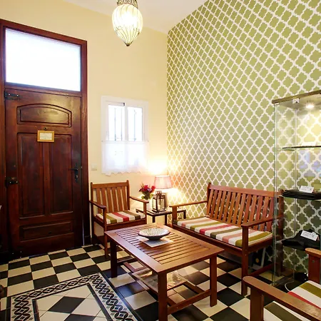 Malaga Lodge Guesthouse-2