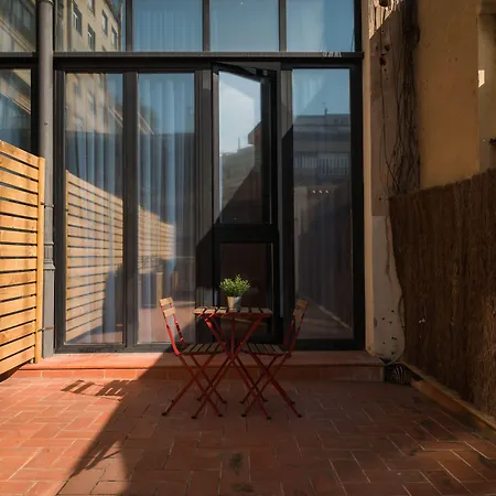 Hostal Live Natura Barcelona (Adults Only)-3