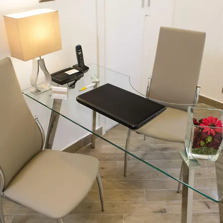 Colonna Luxury Suites-2