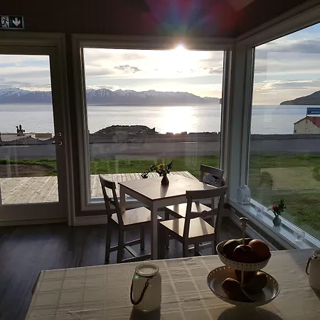 Grenivik Guesthouse-2