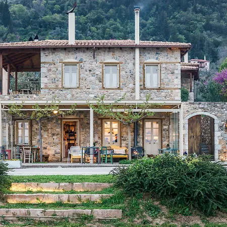 Mazaraki Guesthouse-2