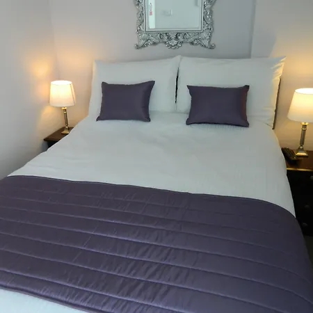 Stoneway Guest House-3