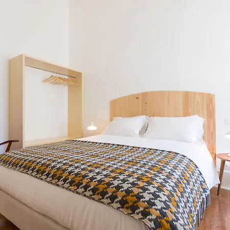 Príncipe Real Guest House-3