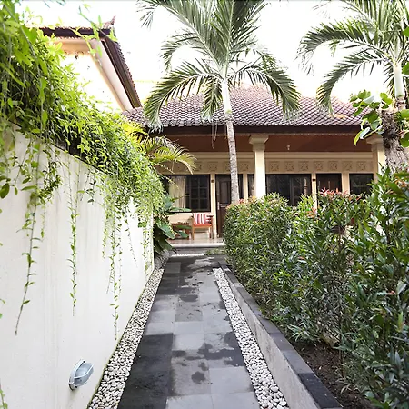 Sari Indah Cottages-3